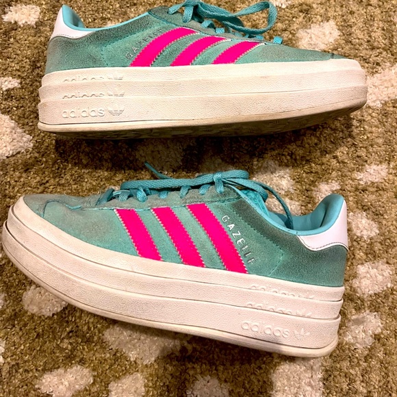 Adidas Women's Gazelle Aqua and Pink Sneakers Size 5 - Picture 4 of 9